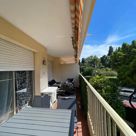 By L'oliveraie Apartman